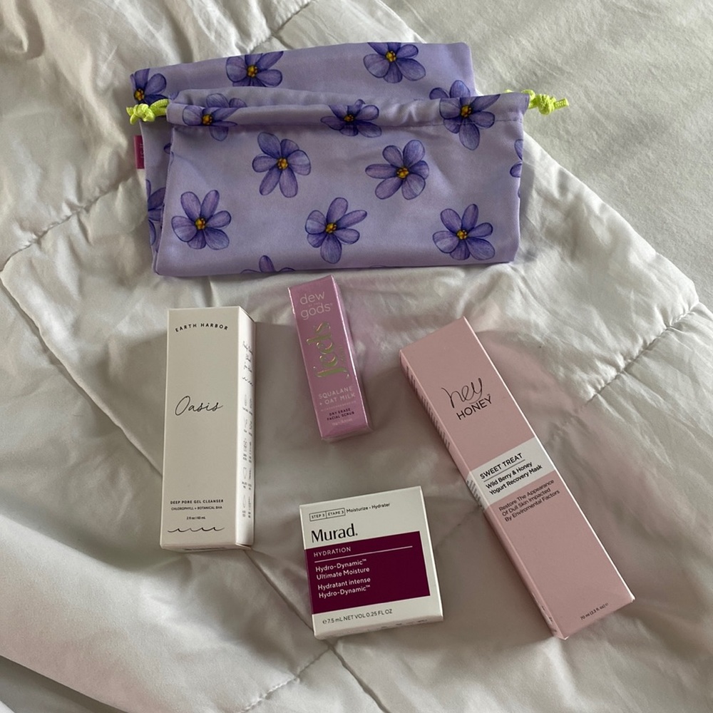 IPSY new unopened skincare bundle OPEN TO OFFERS